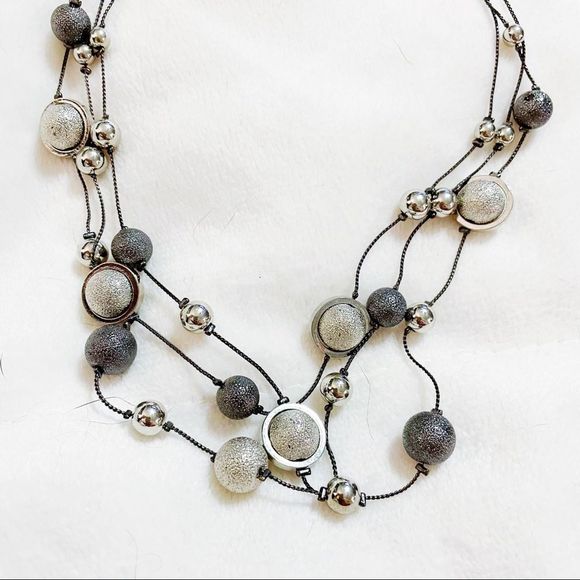 🔥2 FOR 40🔥 Charming Charlie’s Matching Necklace and Earrings - Picture 2 of 4